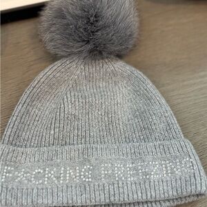 Gray Knit Pom Pom Beanie